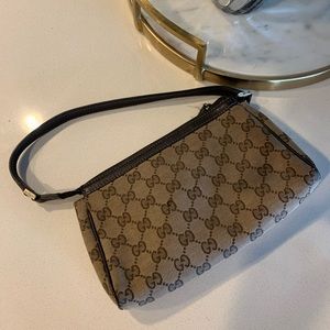 Authentic Gucci GG Monogram Pochette Satchel